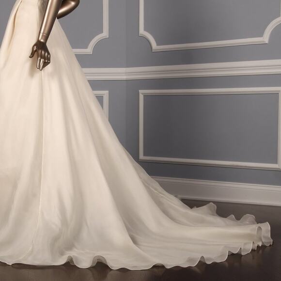 SACHIN AND BABI Giselle Ivory Strapless Ballgown Wedding Dress Size 12 - Picture 4 of 8